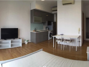 Property media