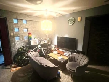 Property media