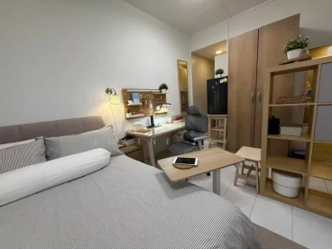 Property media