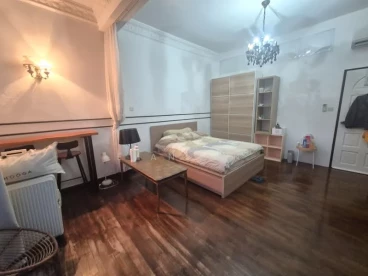 Property media