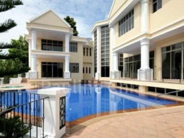 Property media