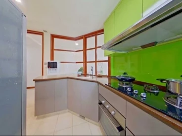 Property media
