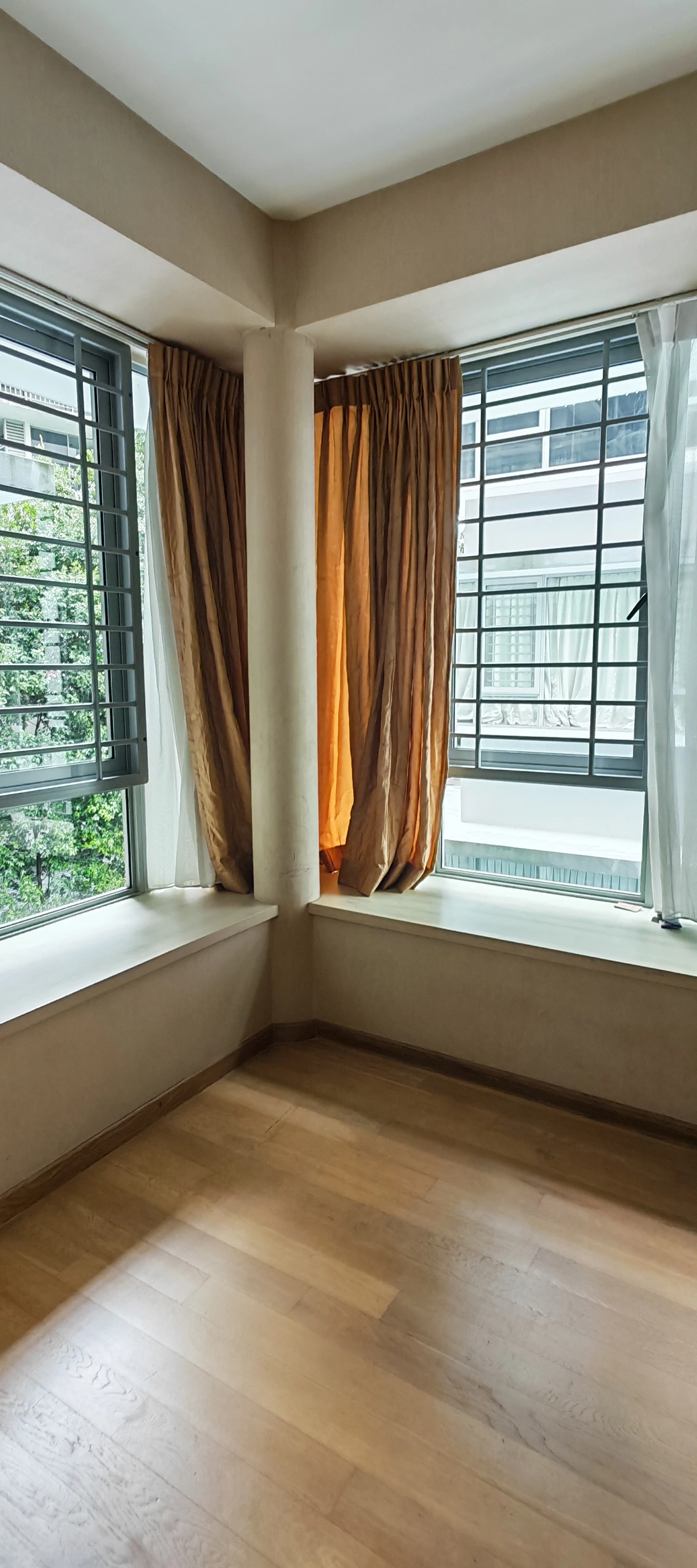 Property media